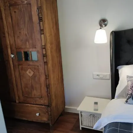 Stone Hause Noa *